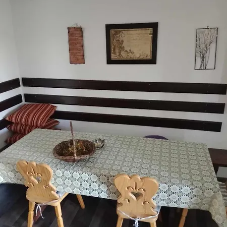 Hébergement de vacances House David *